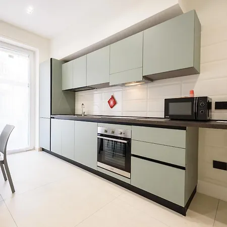 Apartment Via Niccolo Tommaseo 4 - 2 Naples