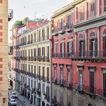Via Niccolo Tommaseo 4 - 2 Naples