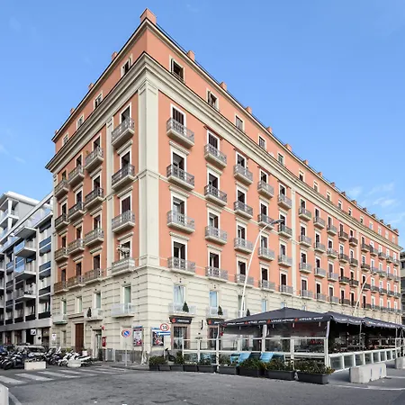 Via Niccolo Tommaseo 4 - 2 Appartement