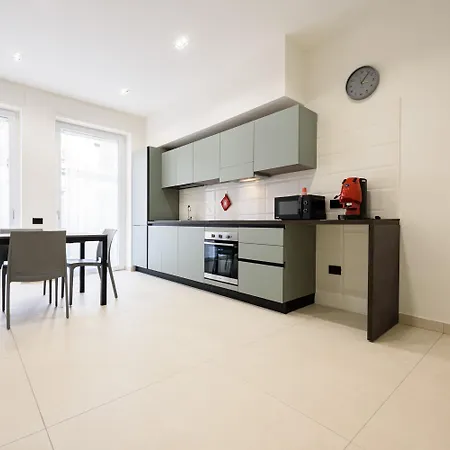 Via Niccolo Tommaseo 4 - 2 Apartman *